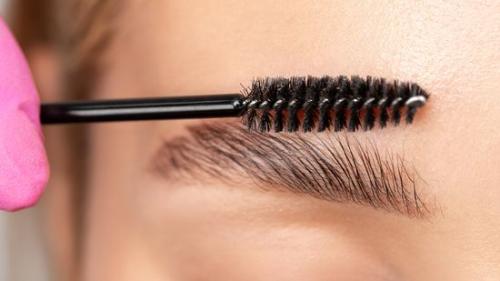 5 эффективных процедур для бровей. 6 популярных бьюти-процедур для бровей, входящих в ТОП