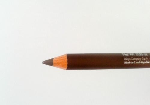 Как использовать карандаш для бровей для создания разных стилей. Какие бывают карандаши: различные виды карандашей для бровей