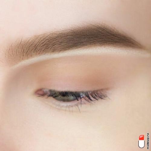 Как правильно использовать кисточку для бровей. Совсем не мелочь: все о кистях для бровей