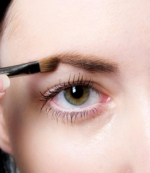 Как правильно использовать кисточку для бровей. Совсем не мелочь: все о кистях для бровей