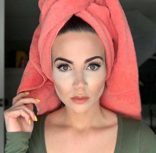 Каким образом проводится процедура смешивания и нанесения смеси на кожу. Как сделать бейкинг? Пошаговая фотоинструкция